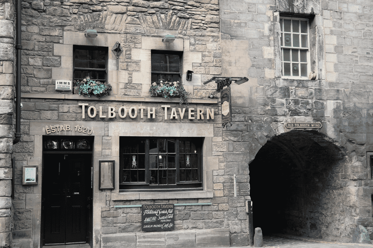 Tolbooth Tavern Royal Mile Edinburgh
